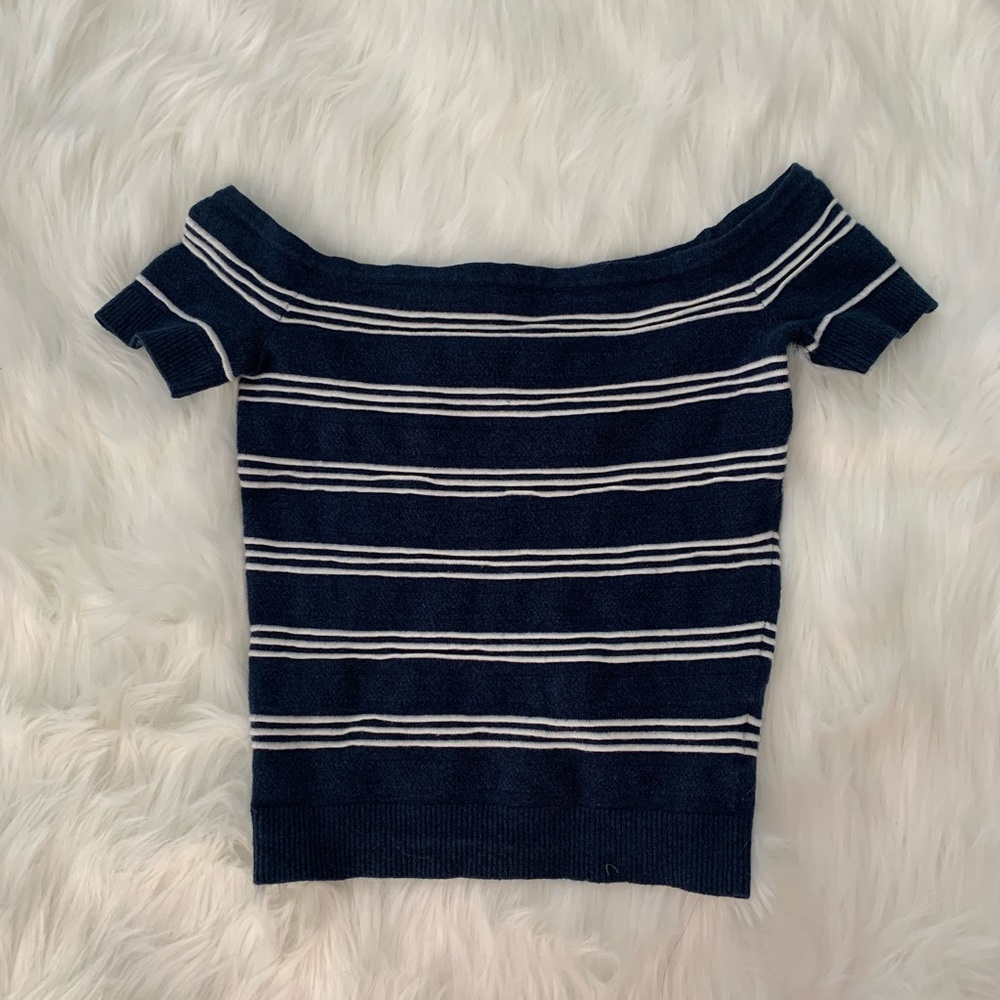 American Eagle: Striped Off Shoulder Crop Top